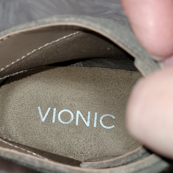 Vionic gray suede tie booties size 6 - Picture 9 of 10